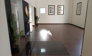 Se vende depto 1D, Serrano con, Santa Isabel