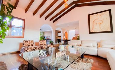 CASA LOMA DE VALLE ESCONDIDO. ZONA ESMERALDA.  5 RECAMARAS, 6 ESTACIONAMIENTOS
