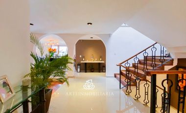 CASA LOMA DE VALLE ESCONDIDO. ZONA ESMERALDA.  5 RECAMARAS, 6 ESTACIONAMIENTOS