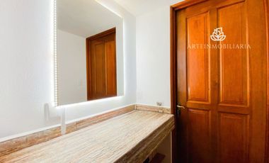 CASA LOMA DE VALLE ESCONDIDO. ZONA ESMERALDA.  5 RECAMARAS, 6 ESTACIONAMIENTOS