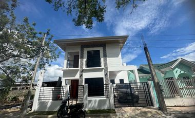 FOR SALE HOUSE AND LOT  IN PACIFIC GRAND VILLAS LAPU-LAPU CEBU