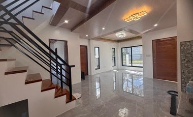 FOR SALE HOUSE AND LOT  IN PACIFIC GRAND VILLAS LAPU-LAPU CEBU