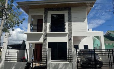 FOR SALE HOUSE AND LOT  IN PACIFIC GRAND VILLAS LAPU-LAPU CEBU