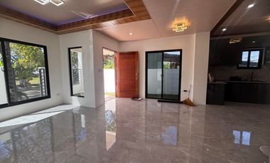 FOR SALE HOUSE AND LOT  IN PACIFIC GRAND VILLAS LAPU-LAPU CEBU