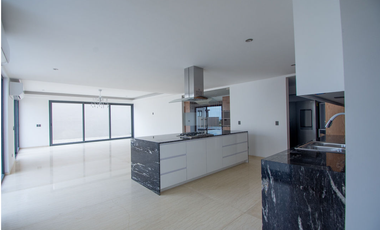 Se vende  moderna villa con elevador en Club Campestre  San José del Cabo