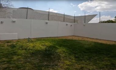 CASA EN VENTA EN VILLA DE LOS FRAILES, POCITOS, SAN MIGUEL DE ALLENDE CON JARDIN PRIVADO