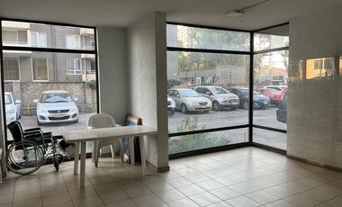 OPORTUNIDAD. AMPLIO DEPARTAMENTO. CERCA METRO LINEA 2