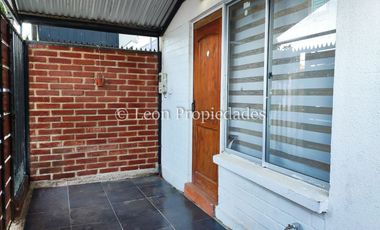 Leon Propiedades vende casa en Villa valle de los sueños, Curacaví.