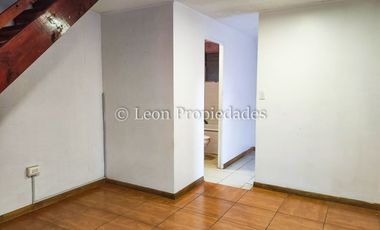 Leon Propiedades vende casa en Villa valle de los sueños, Curacaví.