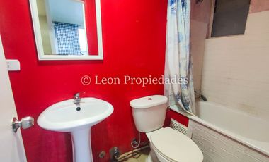 Leon Propiedades vende casa en Villa valle de los sueños, Curacaví.