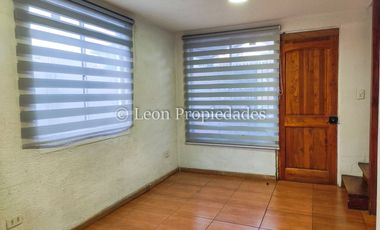 Leon Propiedades vende casa en Villa valle de los sueños, Curacaví.