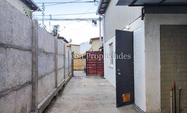 Leon Propiedades vende casa en Villa valle de los sueños, Curacaví.
