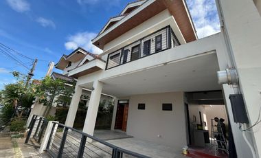 South Forbes Villas 5 Bedrooms House and Lot for Sale