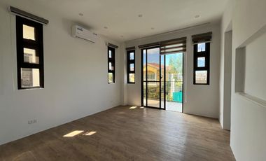South Forbes Villas 5 Bedrooms House and Lot for Sale