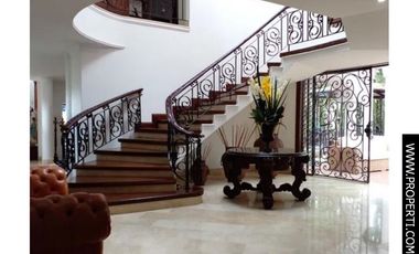 Casa en Arriendo Sector Loma del Escobero - Envigado