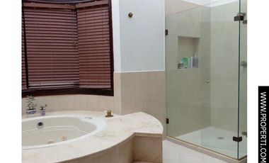 Casa en Arriendo Sector Loma del Escobero - Envigado