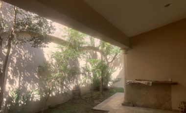Casa en Venta en Residencial Los Frailes Zapopan Exclusividad y Confort