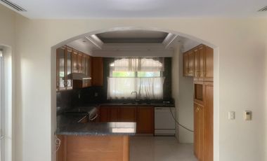 Casa en Venta en Residencial Los Frailes Zapopan Exclusividad y Confort