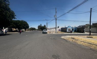 Terreno comercial en esquina en renta, Vistas de Tesistán, 235 m²