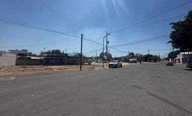 Terreno comercial en esquina en renta, Vistas de Tesistán, 235 m²
