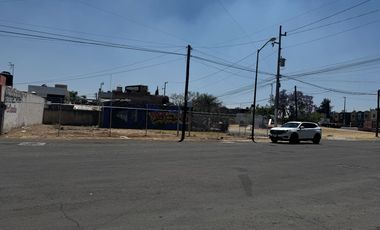 Terreno comercial en esquina en renta, Vistas de Tesistán, 235 m²