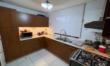 SE VENDE HERMOSA CASA