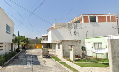 CASA DE RECUPERACIÓN BANCARIA EN CALLE NECTARINO, COL. PASEO DE LOS DURAZNOS, SAN JOSE DE LAS FLORES, AMOZOC, PUEBLA. ¡NO SE ACEPTAN CRÉDITOS!