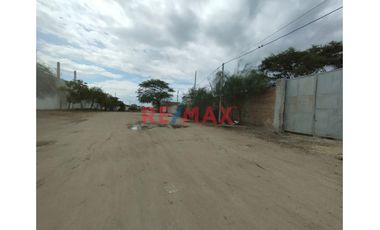 Venta De Terreno En Zona Industrial De Sullana A 200 Metros Del Grifo Kike // ID: 1134627