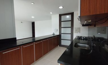 Apartamento en arriendo en Pinares Alto