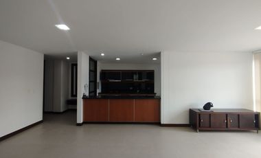 Apartamento en arriendo en Pinares Alto