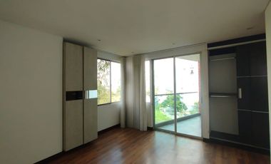 Apartamento en arriendo en Pinares Alto