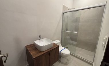 CASA A ESTRENAR EN RENTA EN CUMBRES SANTA CLARA, MONTERREY