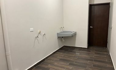 CASA A ESTRENAR EN RENTA EN CUMBRES SANTA CLARA, MONTERREY