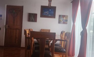 Cómoda casa en venta, cercana a Avenida Pedro Aguirre Cerda