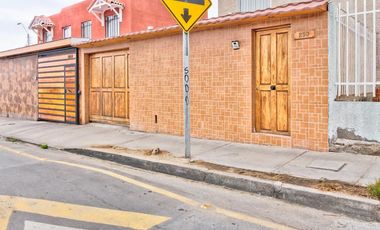 Cómoda casa en venta, cercana a Avenida Pedro Aguirre Cerda