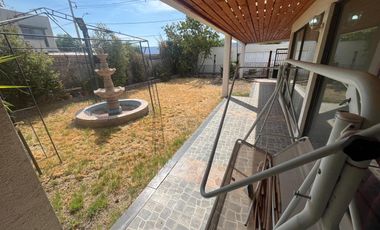 Casa Mediterránea en Terreno de 480 m², Condominio El Arado, Tiltil.