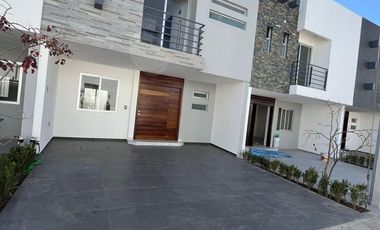 RESIDENCIAL REAL MALECÓN DENTRO DE COTO, TONALA, A ESTRENAR