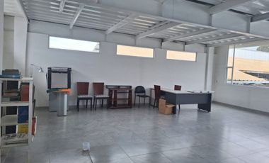 VENTA TERRENO INDUSTRIAL 4300M2 SUR DE QUITO, ALTO IMPACTO