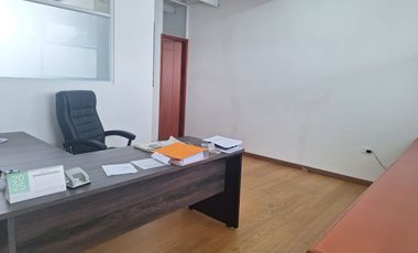 VENTA TERRENO INDUSTRIAL 4300M2 SUR DE QUITO, ALTO IMPACTO