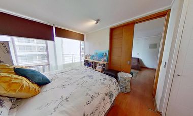 Irarrázaval/ Metro Villa Frei