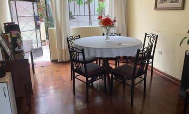 CERCADO DE LIMA VENDO CASA CON VISTA A PARQUE