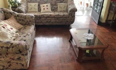 CERCADO DE LIMA VENDO CASA CON VISTA A PARQUE