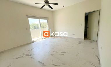 Casa en Renta en Fraccionamiento Privada Acueducto, Santa Catarina, UDEM.