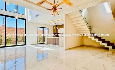 CASA EN VENTA  FRACC. ALTOZANO $5,520,000.