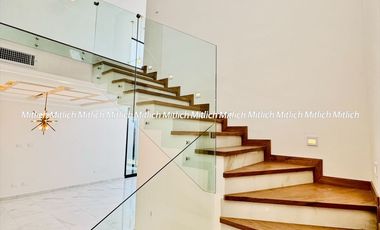 CASA EN VENTA  FRACC. ALTOZANO $5,520,000.