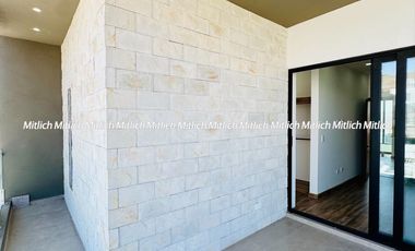 CASA EN VENTA  FRACC. ALTOZANO $5,520,000.