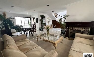 CASA EN RENTA, REAL DE BUGAMBILIAS, 3 REC. 2 CON BAÑO, 3 AUTOS, AMUEBLADA, EQUIPADA