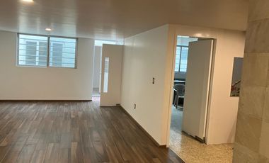 MAGNIFICA RESIDENCIA REMODELADA