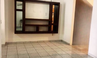 VENDO CASA EN PUERTO VALLARTA, COL. VALLE DORADO, NAYARIT