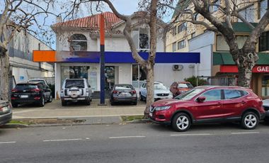 Avenida Libertad, Comercial